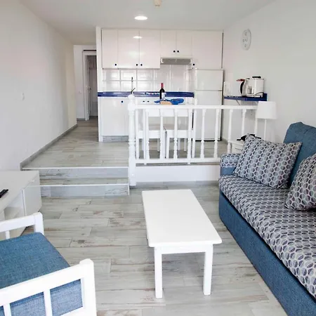 Aparthotel Tamaran - *